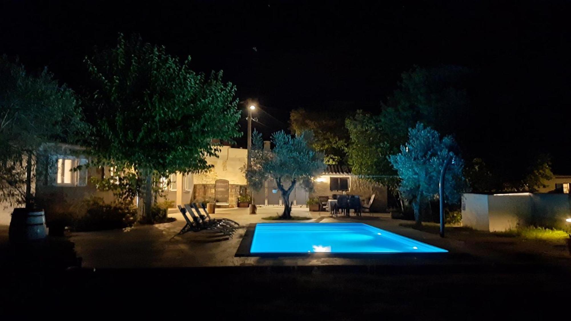 Ferienhaus Aqua Mit Pool Jadreški Eksteriør billede